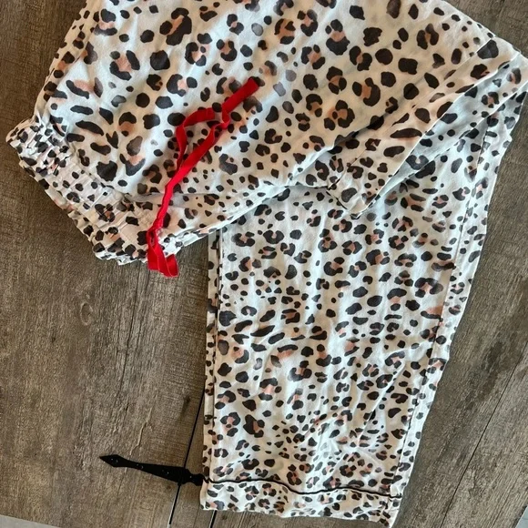 Victoria secret Leopard Print Pajamas